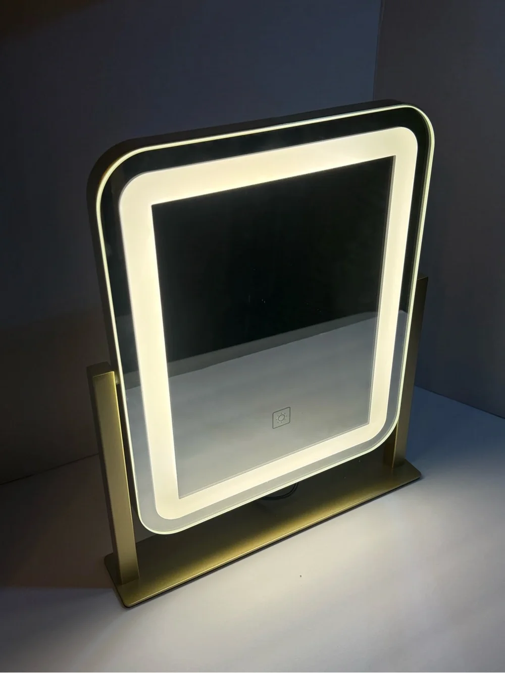 LED Lighted Makeup Mirror in Silver - Touch Dimmable